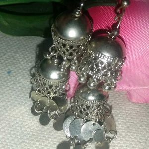 earring