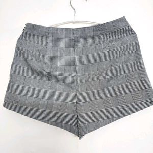 Checkered Shorts By FOREVER 21