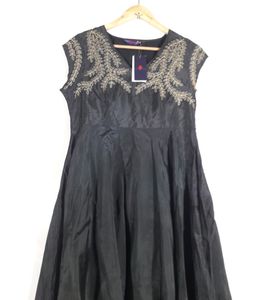 Black Embroidery Dress (Women&#39;s)