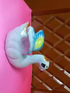 3 Swans Miniatures Decorative Items