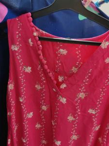 ✨ Stylish Pink Floral Kurta