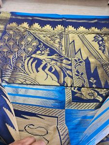 Blue & Gold Patterned Fabric Jari