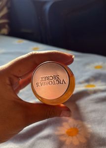 Victoria&#39;s Secret Velvet Petals