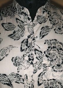 Size Small 🎁Buy 2 Get 1 Free 🎁Floral Dress