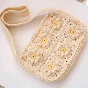 Daisy Crochet Shoulder Bag