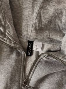 Gray Sweatshirt H&amp;M