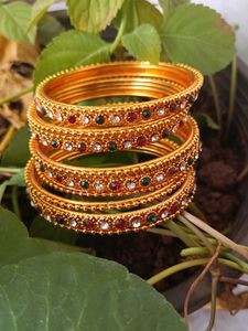 Golden Bangle Set
