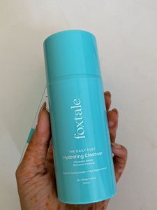 Foxtale Hydrating Cleanser for Dry Skin