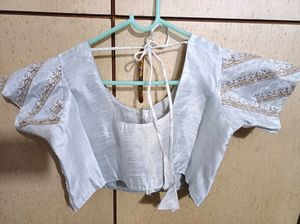 ❄️ Embroidered Sequins Blouse