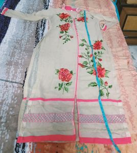 SAlE!Beautiful Georgette Kurta With Inner