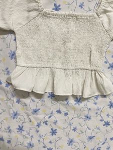 Ruffle Top🦢