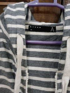 Thrifted Zipper Hoodie