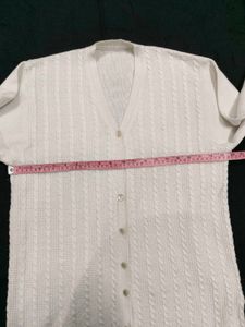 Elegant White Knit Cardigan