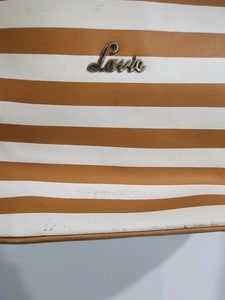 Lavie Brand Sling