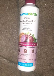 Mamaearth Onion Shampoo