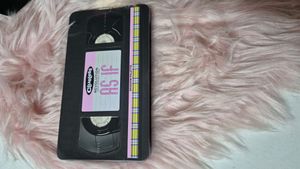 Clueless Make Up Revolution Eye Shadow.