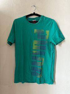 Green Tshirt