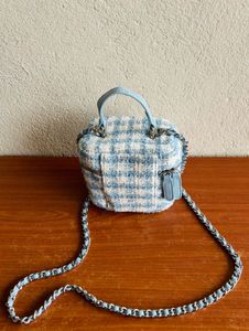 Chic Tweed mini Cube Bag