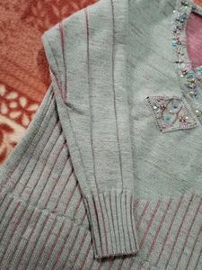 Embroidered Detail Knit Sweater