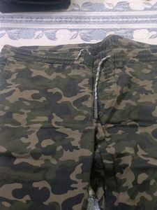 Camo Print Joggers , Military Style