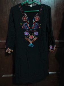 Black Kurti