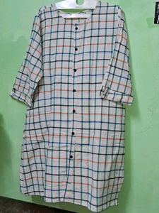 W Plaid Button-Up Top