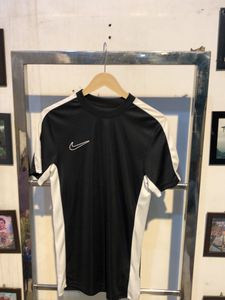 Nike T-Shirt Boys