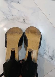 Sparkling Black Heels...size 40