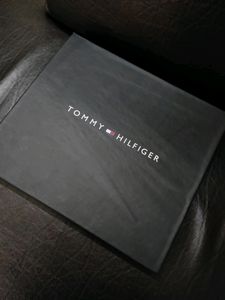 TOMMY HILFIGER LEATHER GIFT BOX