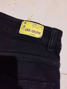 Black Skinny Jeans For Womens
