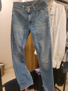 Levi's 511 Jeans - Stylish &amp; Comfortable