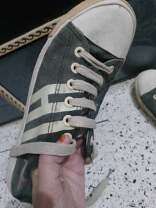 men used shoes