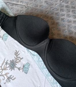 Freesize Strapless Black Bra*Price Drop*🥳