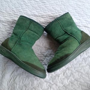 Ugg fur top forest green suede boots