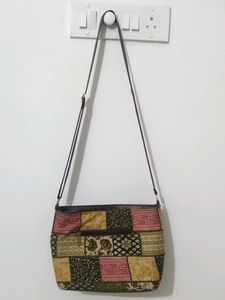 Zouk Dupe Printed Sling Bag