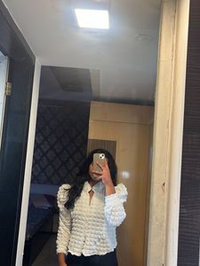 Bushy White Top