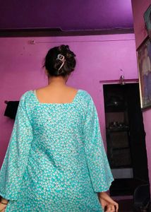 Floral Print short kurti