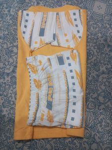 TSHIRT AND TROUSER FOR KIDS