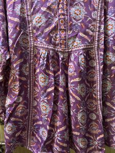 beautiful lavender top💗