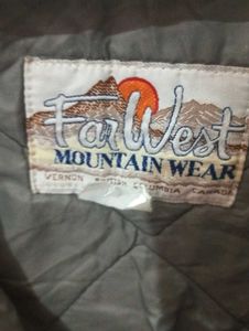 Mountain Farwest Navy-Blue Red Jacket