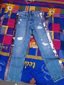 Distressed Jeans with Sequins