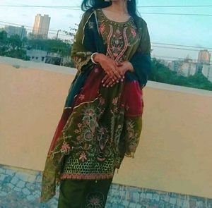 Pakistan full dress