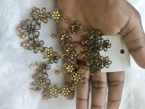 Gold Earring