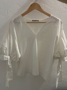 Zara Classy White Top🫶🏻