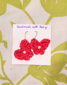 Handmade crochet earring