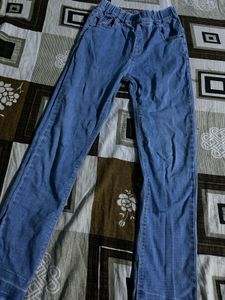 Stylish Light Wash Jeans