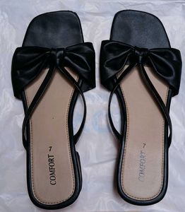 Black Bow Tie Comfort Slides