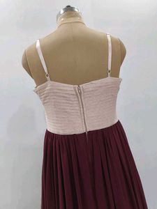 Elegant Burgundy Maxi Dress