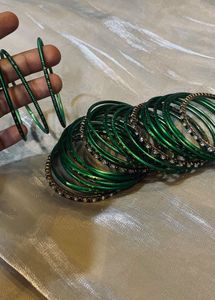 Green Bangle Set