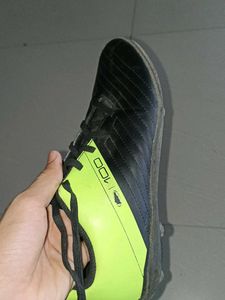Black &amp; Green Soccer Cleats Best Studs